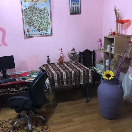 Guest House Dompolski Гюмри Екстериор снимка