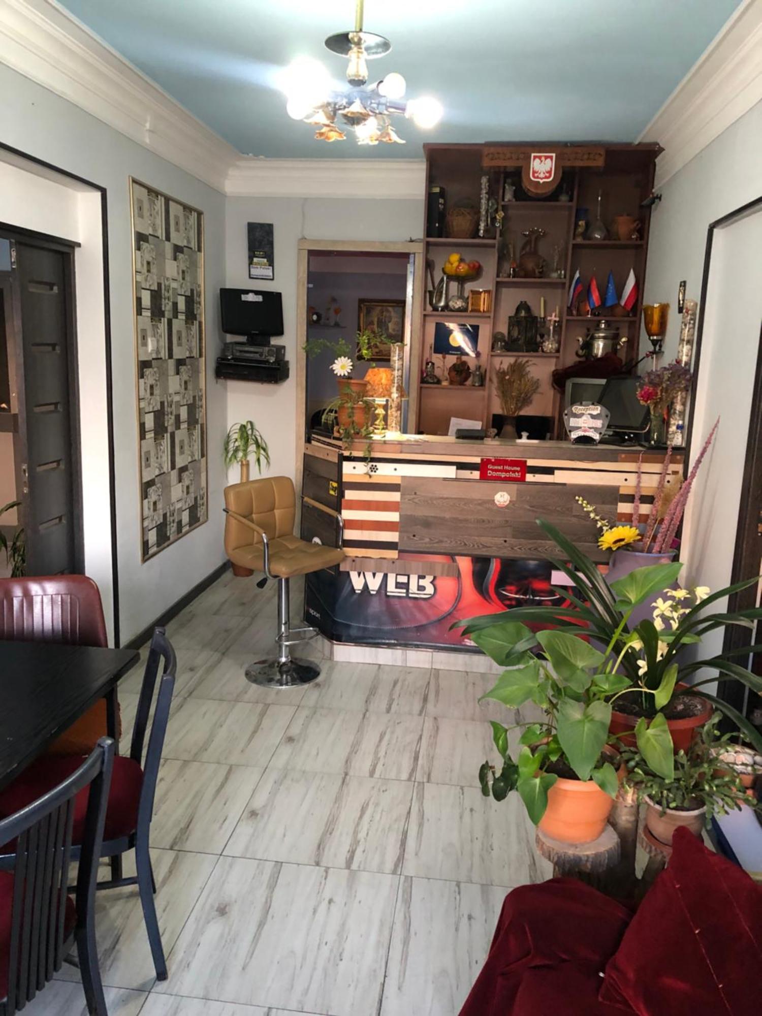 Guest House Dompolski Гюмри Екстериор снимка