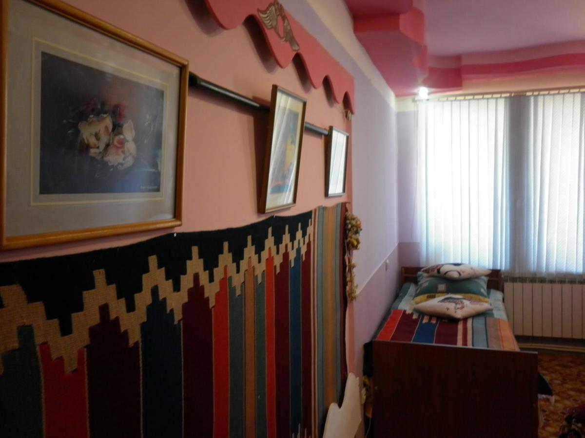 Guest House Dompolski Гюмри Екстериор снимка
