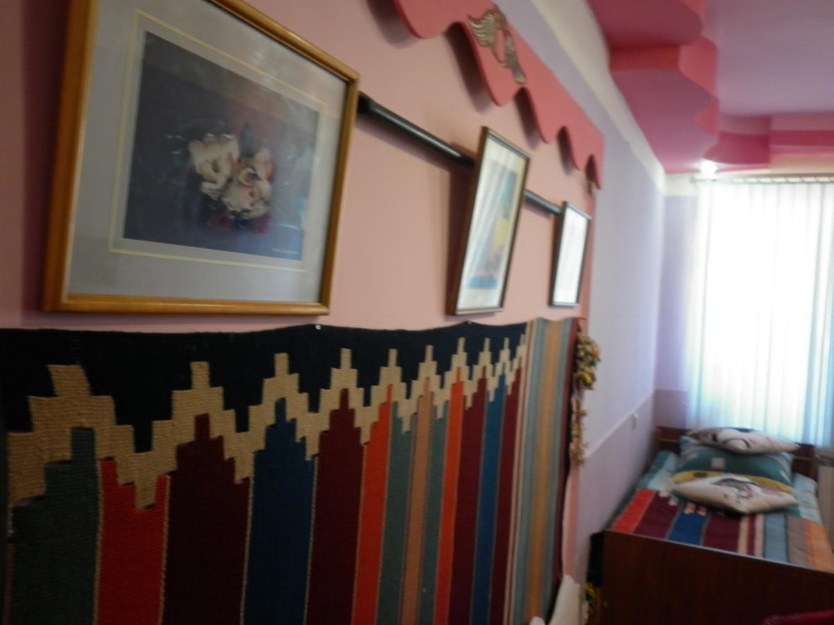 Guest House Dompolski Гюмри Екстериор снимка